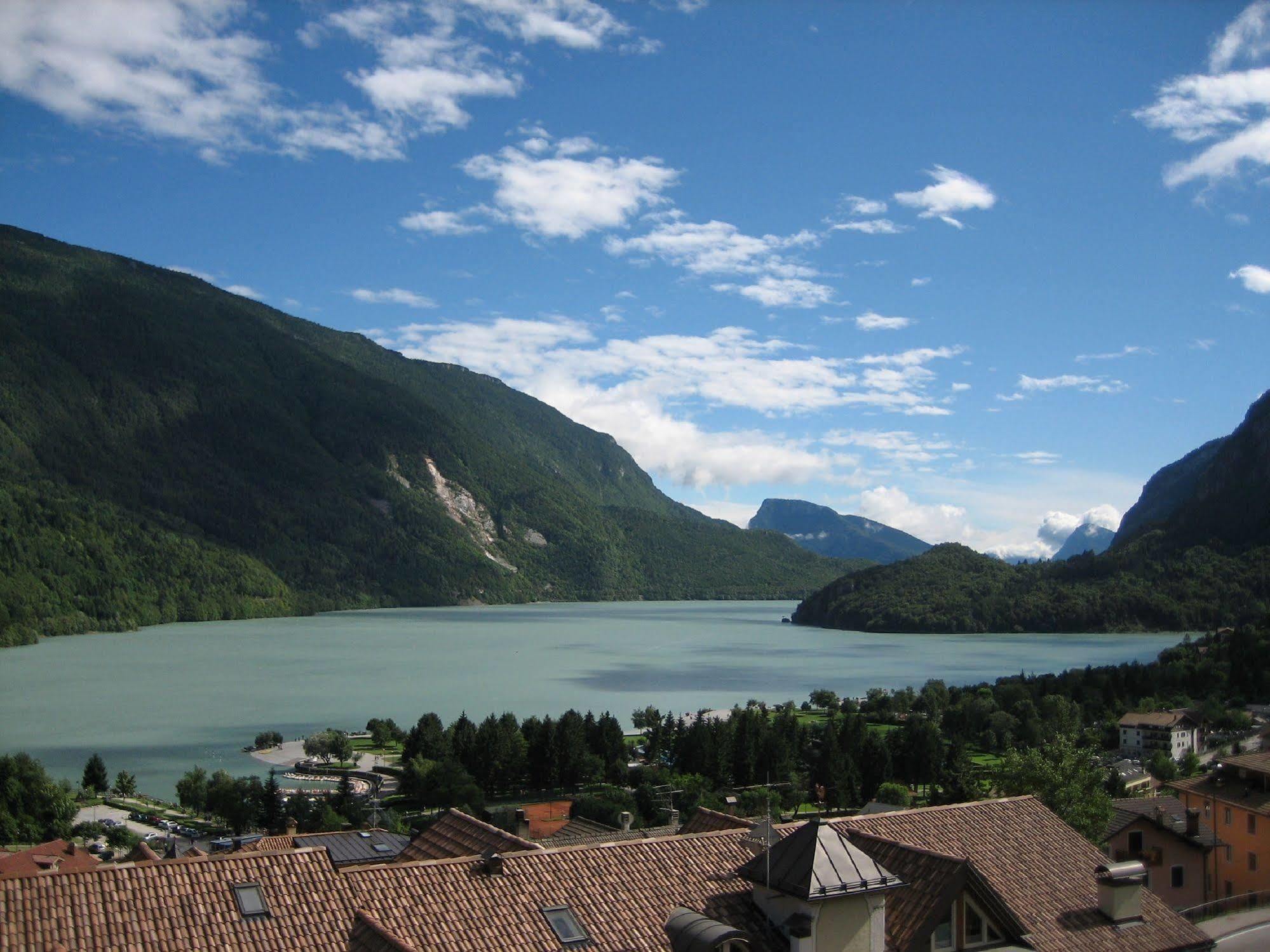 Hotel Panorama Molveno Eksteriør bilde