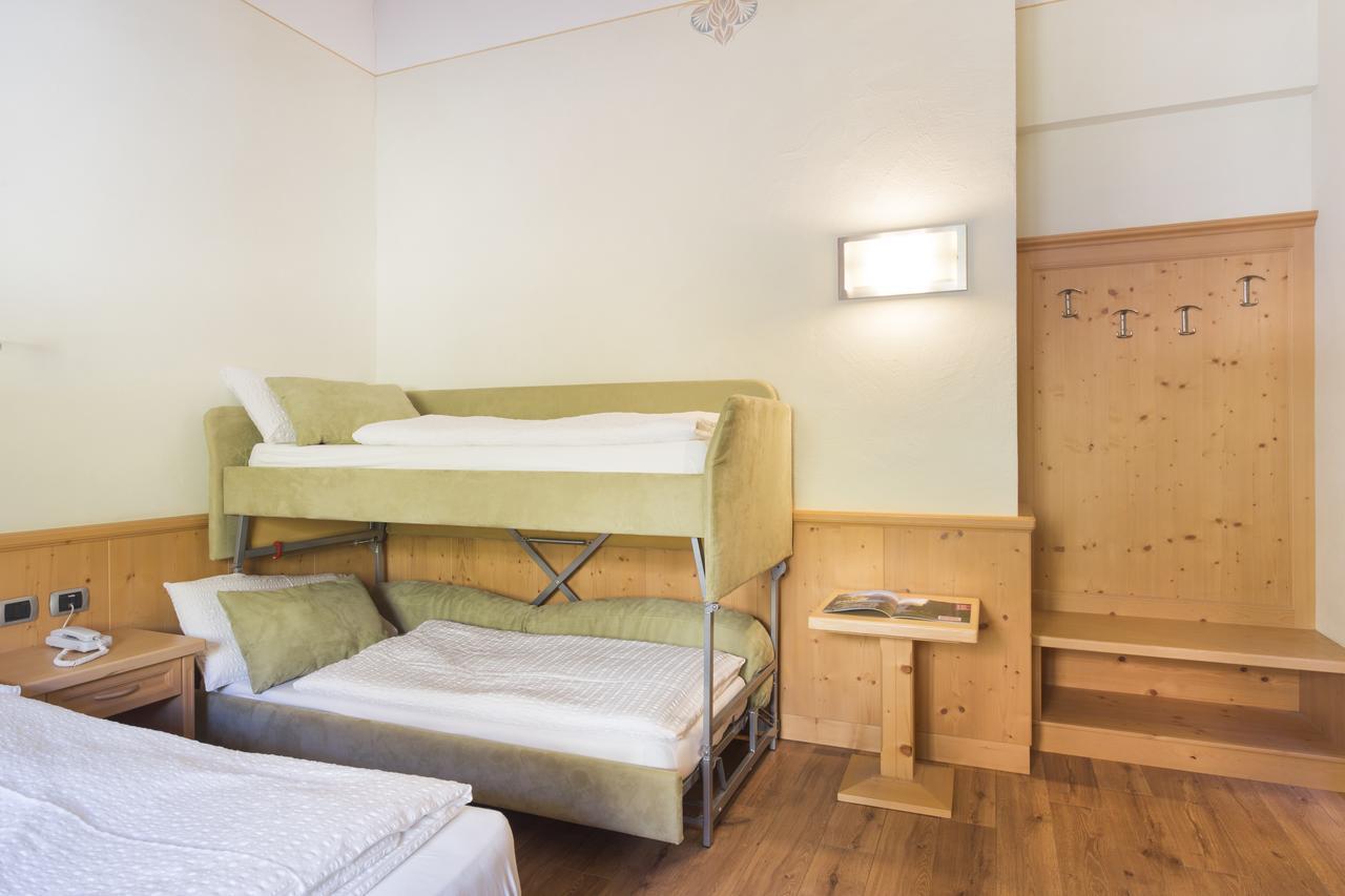 Hotel Panorama Molveno Eksteriør bilde