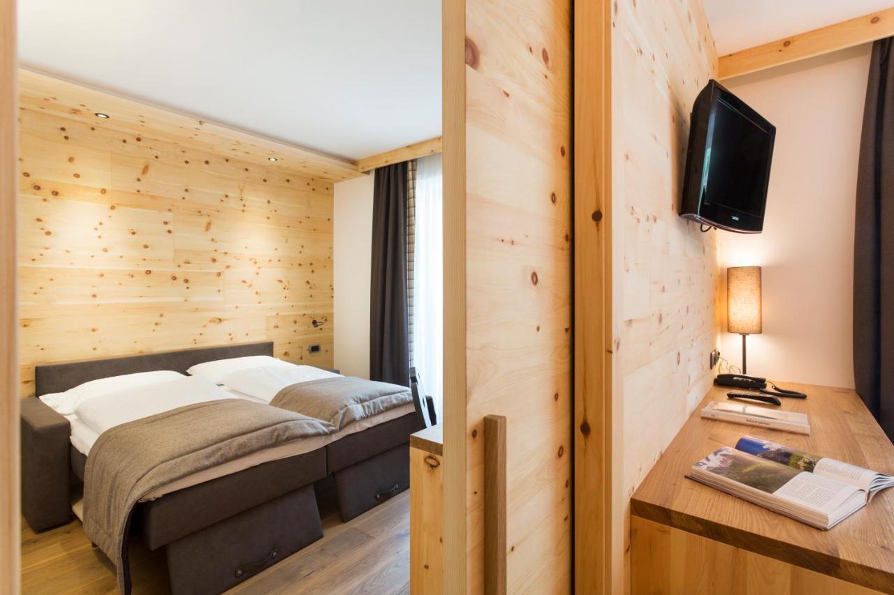 Hotel Panorama Molveno Eksteriør bilde