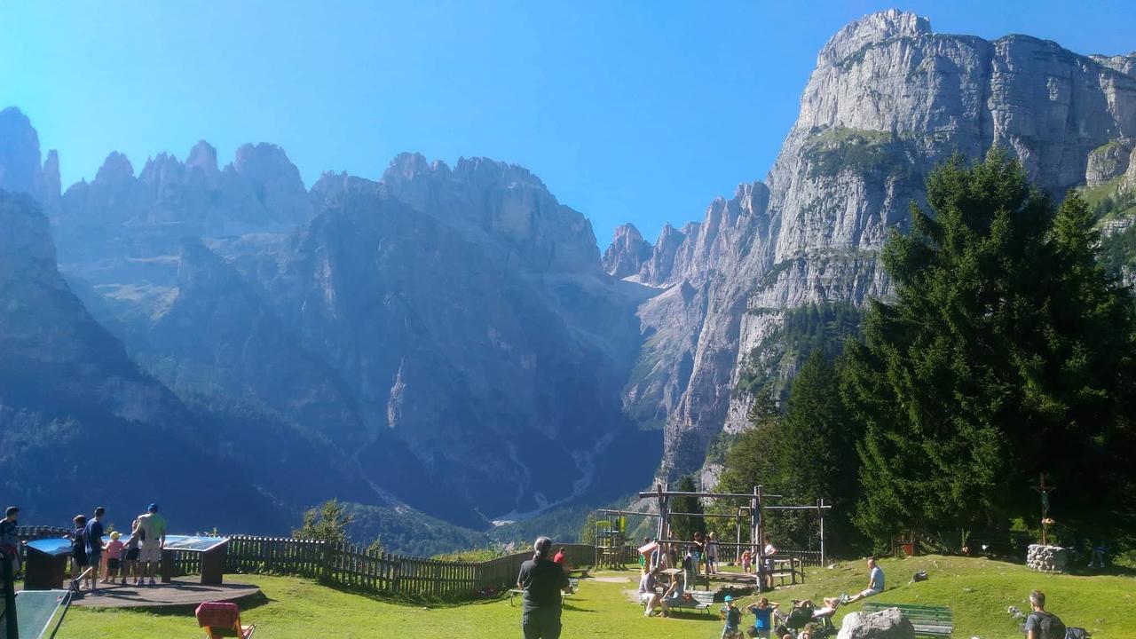 Hotel Panorama Molveno Eksteriør bilde