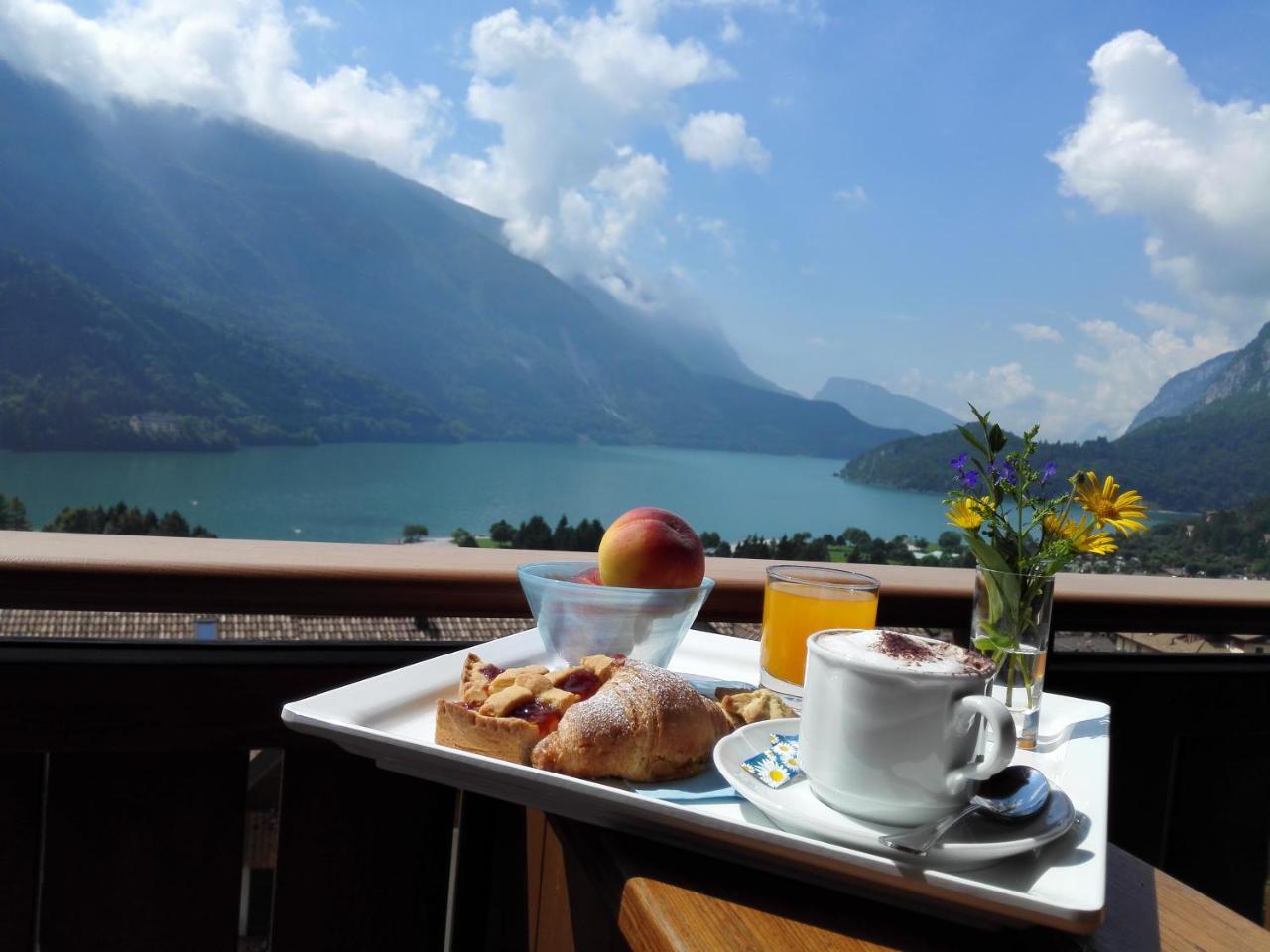 Hotel Panorama Molveno Eksteriør bilde